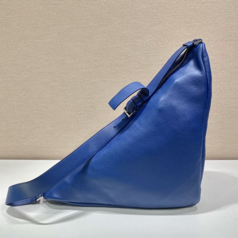 Pra*a triangle pouch